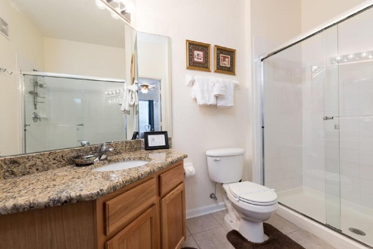 Luxurious Condo - Just 2 Miles From Disney #404 オーランド エクステリア 写真