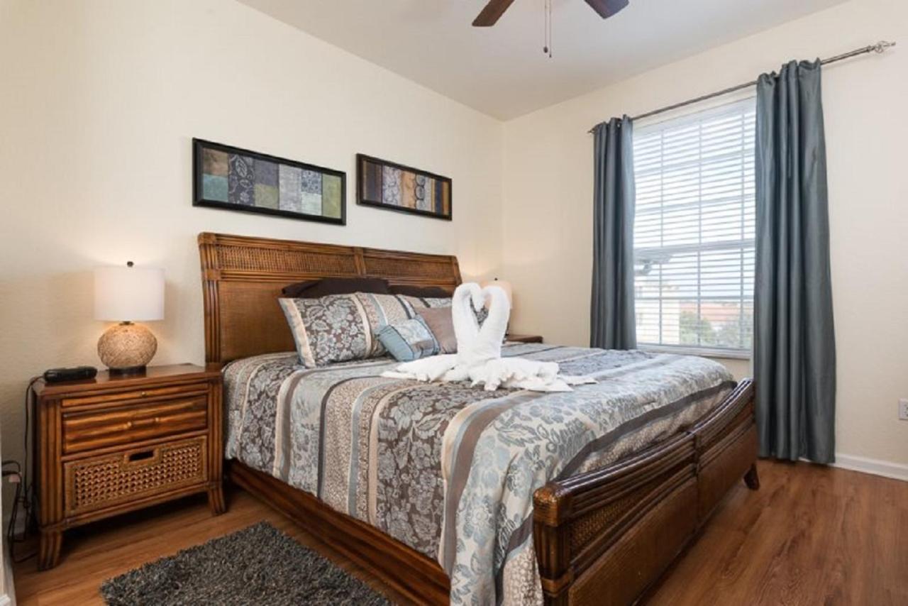 Luxurious Condo - Just 2 Miles From Disney #404 オーランド エクステリア 写真