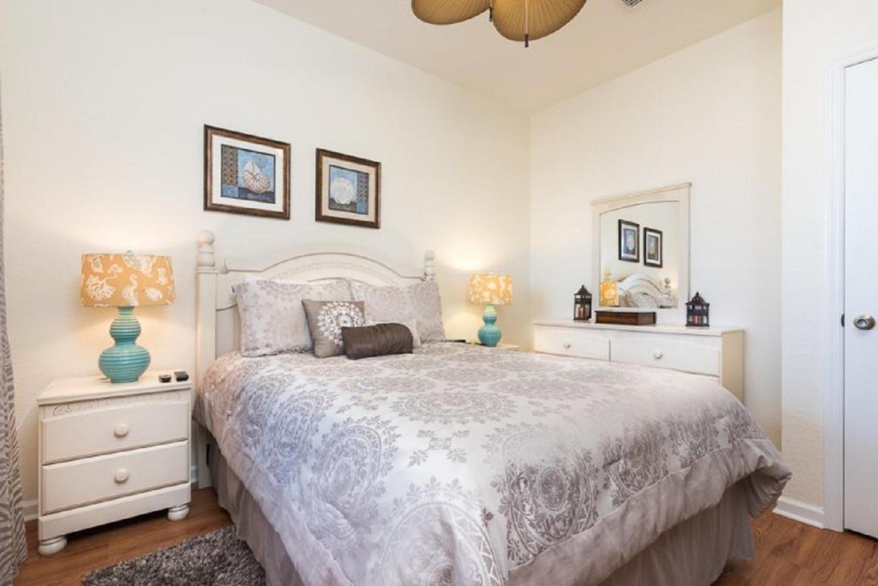 Luxurious Condo - Just 2 Miles From Disney #404 オーランド エクステリア 写真