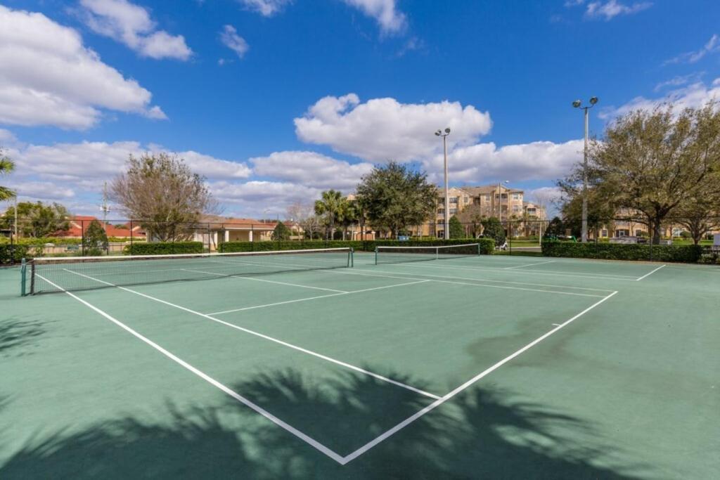Luxurious Condo - Just 2 Miles From Disney #404 オーランド エクステリア 写真